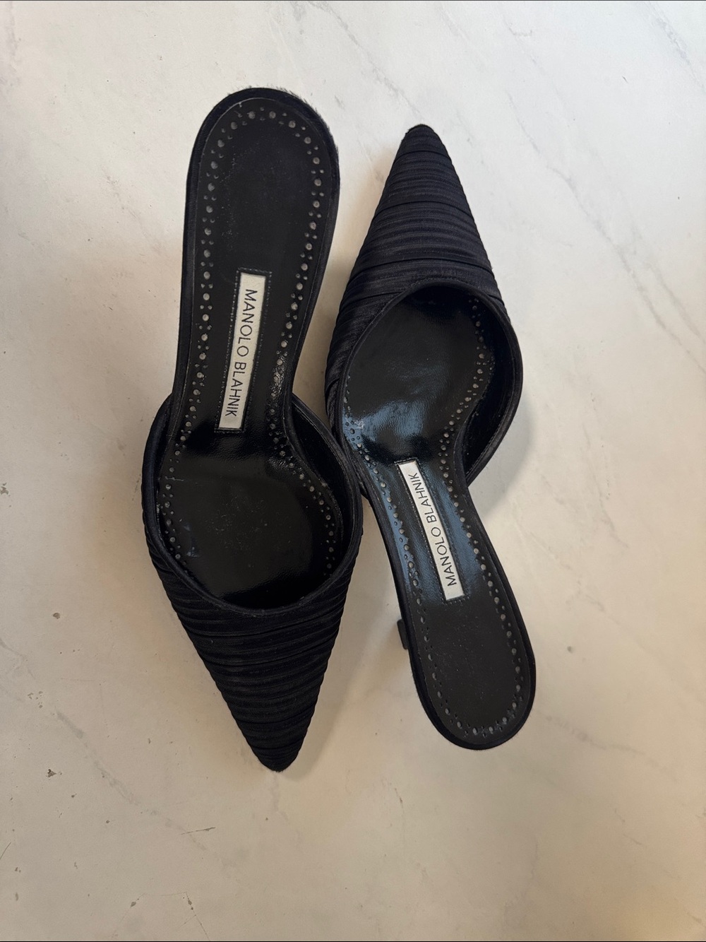 Manolo Blahnik 🖤🤍 Size 36.5 - Black Pointed Mule Slides